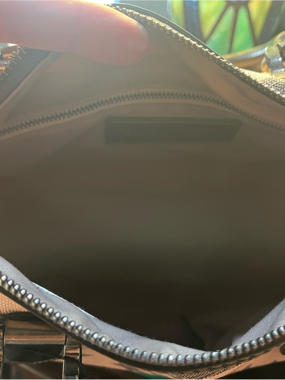 Burberry Chester in dark nickel is a rare, limited edition/Boston style handbag - Picture 9 of 13